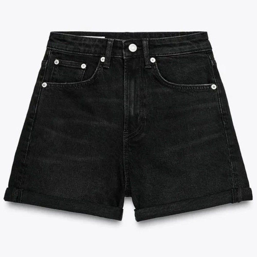 Zara High Waisted Mom Fit Black Shorts - Size 8
